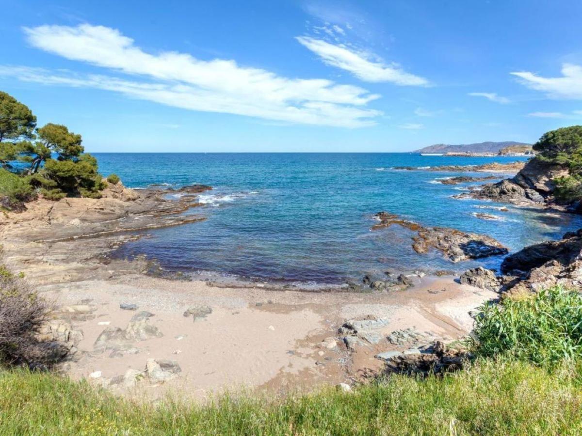 Apartament Grifeu Llança Buitenkant foto